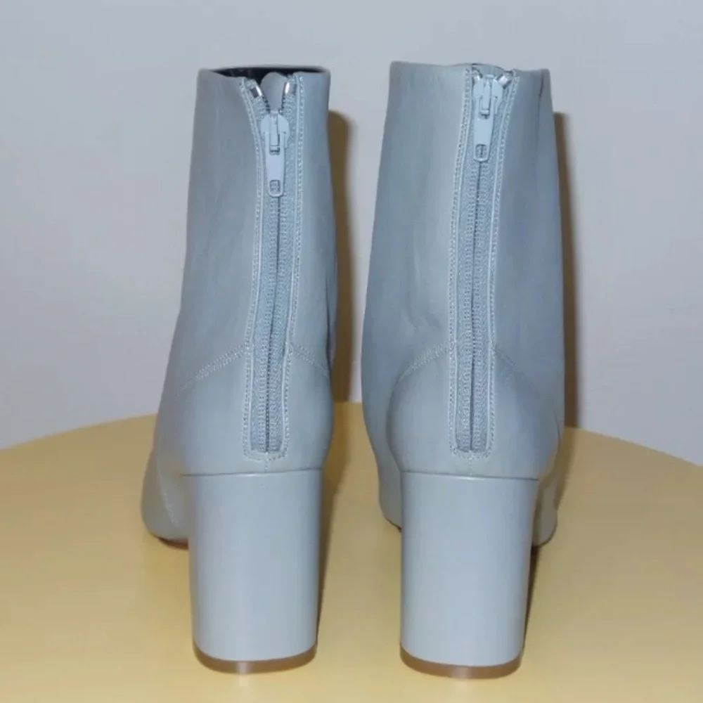 $1400 CELINE LAMBSKIN LEATHER BALLET RELOADED GREY BOOT 80 SIZE 38 - Picture 5 of 9